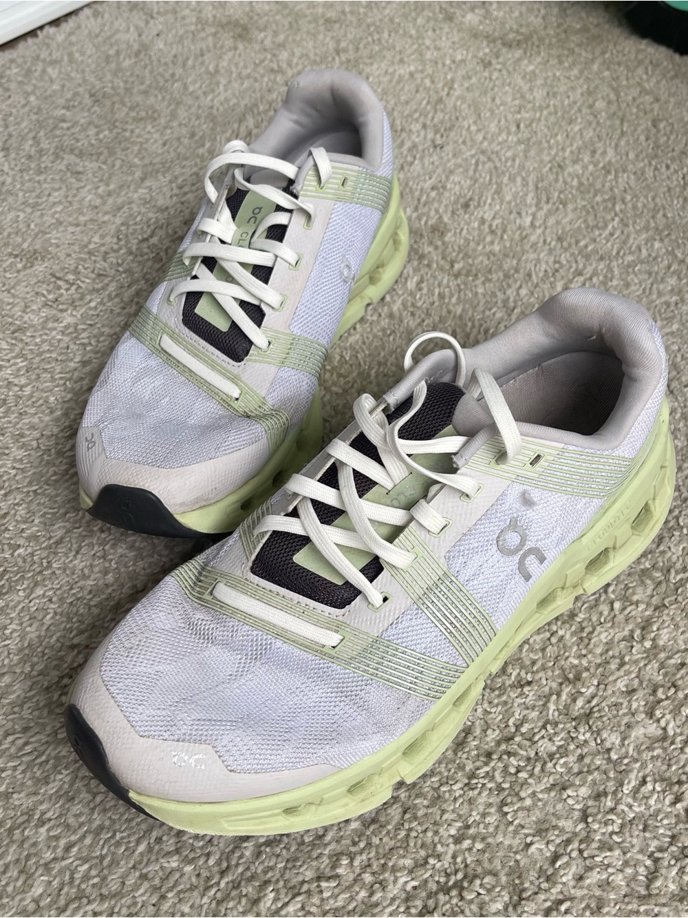 On CloudGo Running Shoes Womens 10 Grey/Lime Green Low Top Sneakers EUC